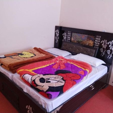 Hotel Charanpaduka Badrinath Zewnętrze zdjęcie